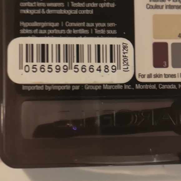 Makeup - Picture 6 of 7